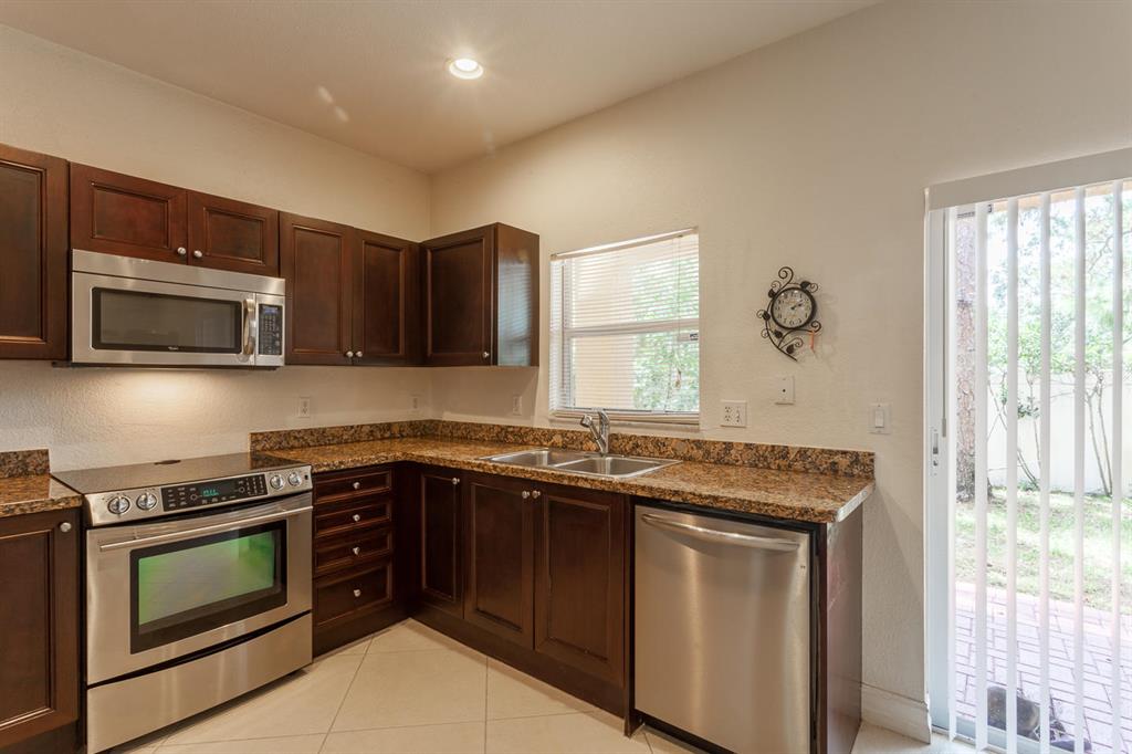 PINE GROVE TOWNHOMES - Residential