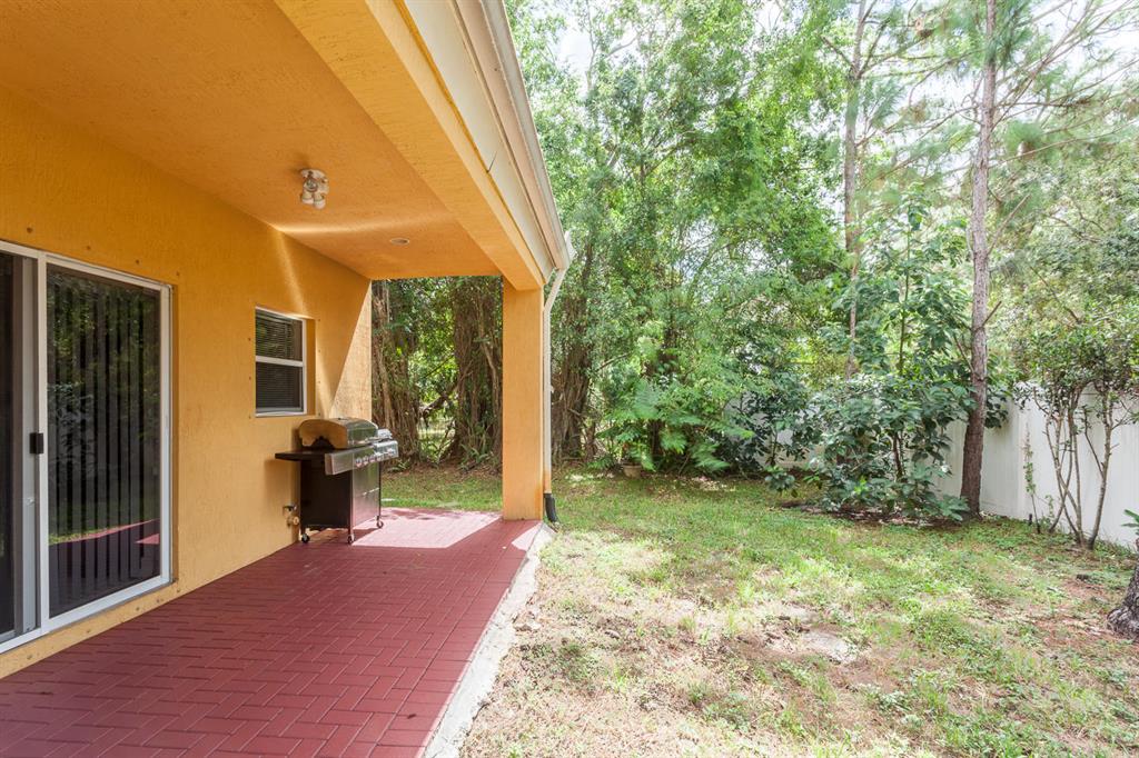 PINE GROVE TOWNHOMES - Residential