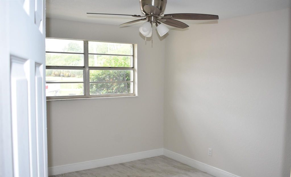 Photo of 207 Southland Drive #4, Fort Pierce, FL 34982 (MLS # R11123943)