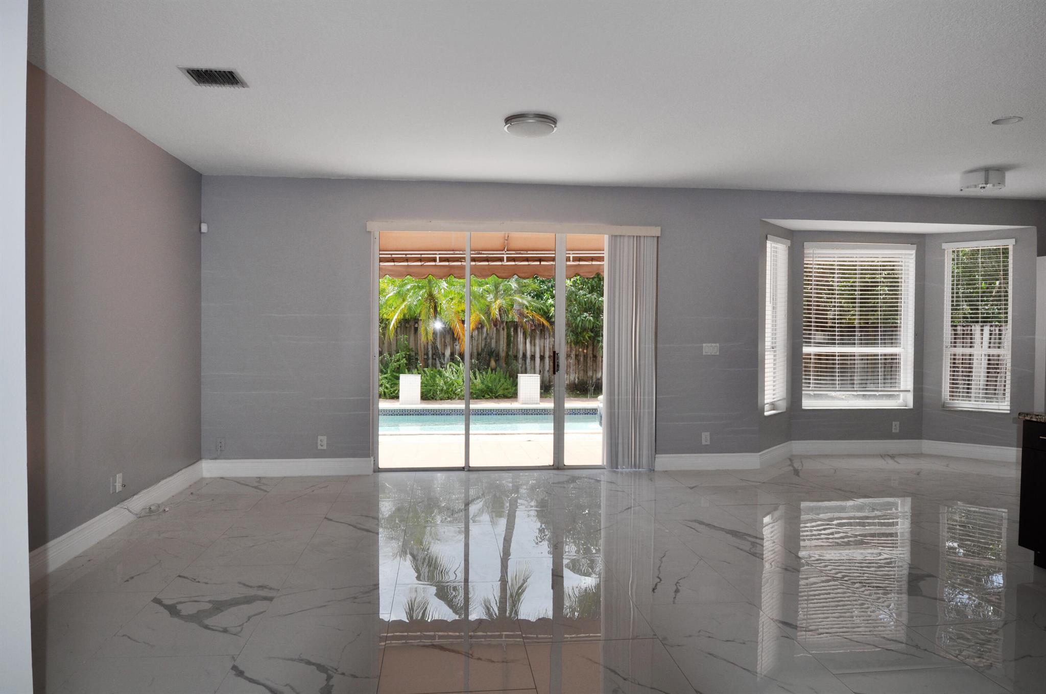 PEMBROKE FALLS - PHASE 1 - Residential Lease