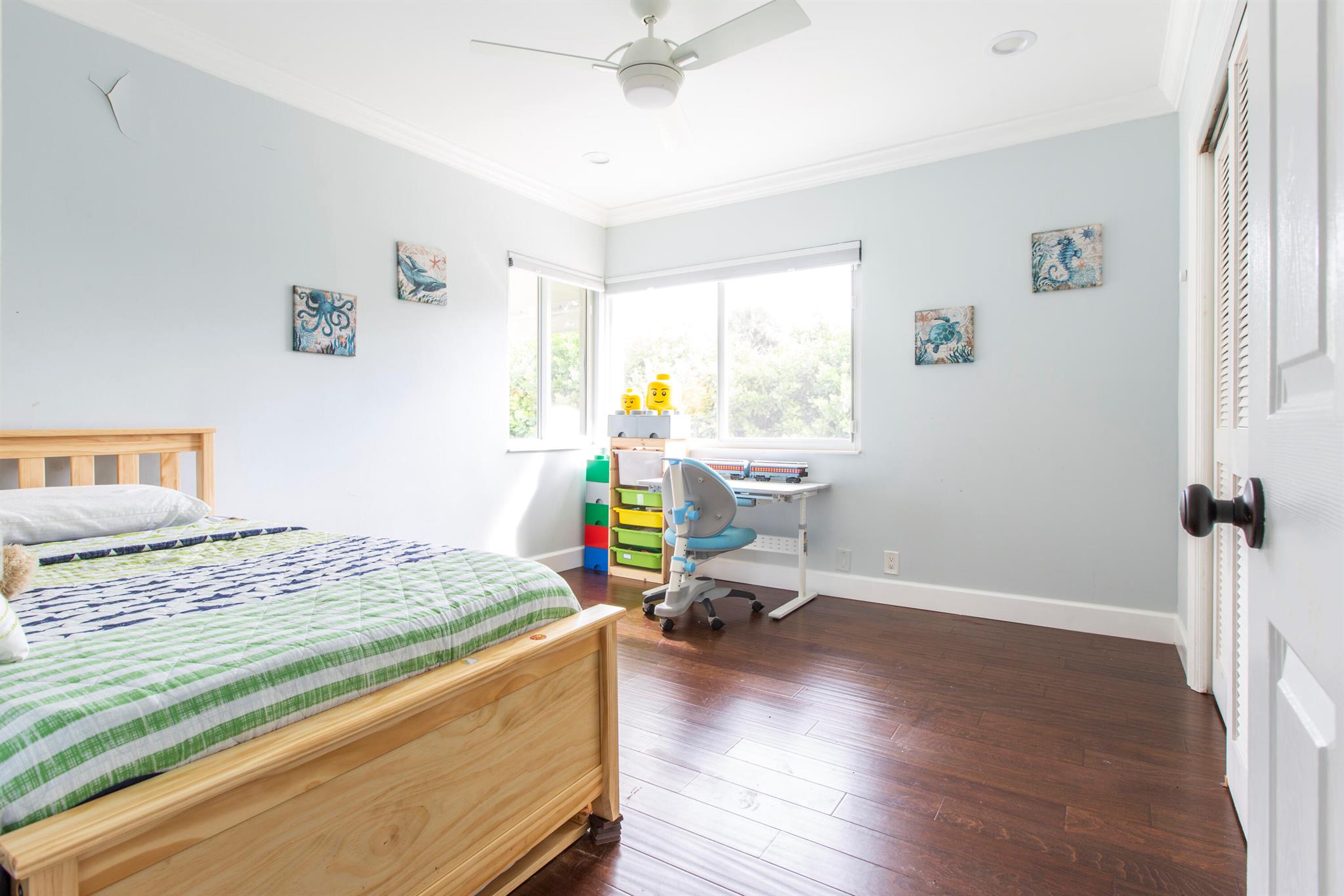 BEACH SHORES - Residential