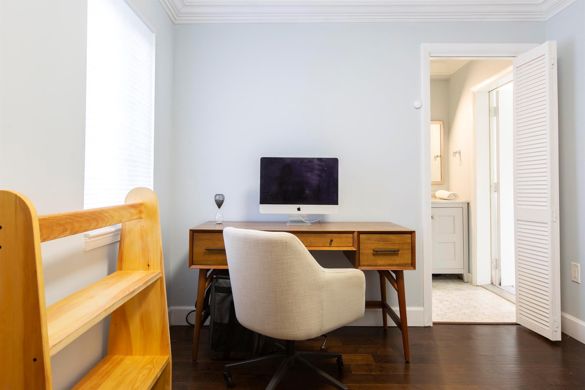 BEACH SHORES - Residential