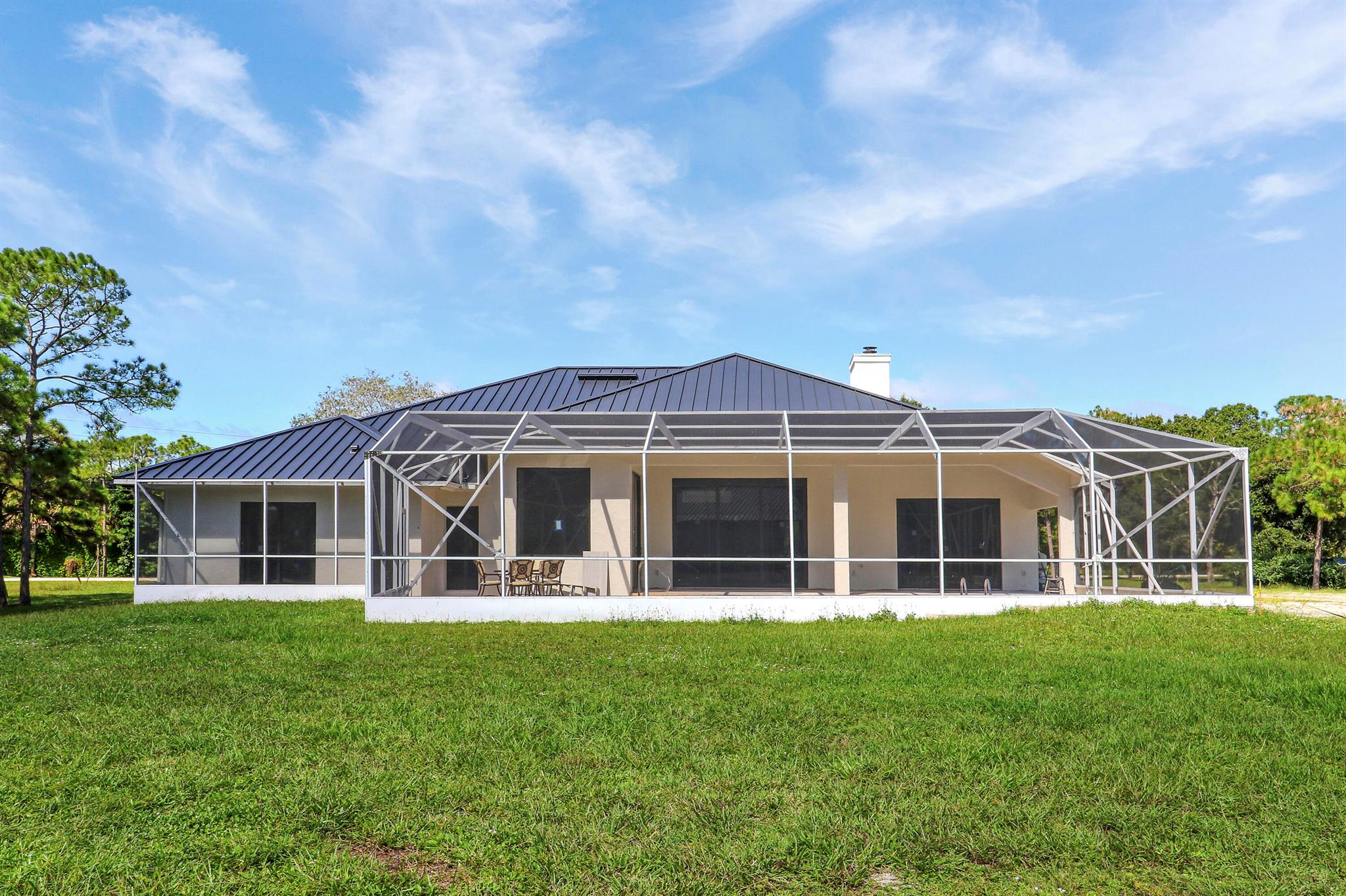 COLONY PARK - Residential