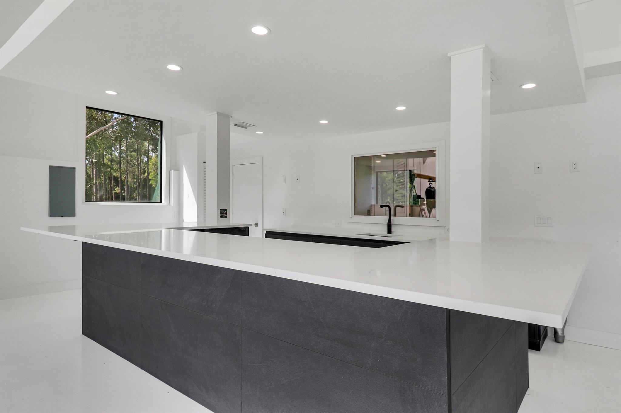COLONY PARK - Residential
