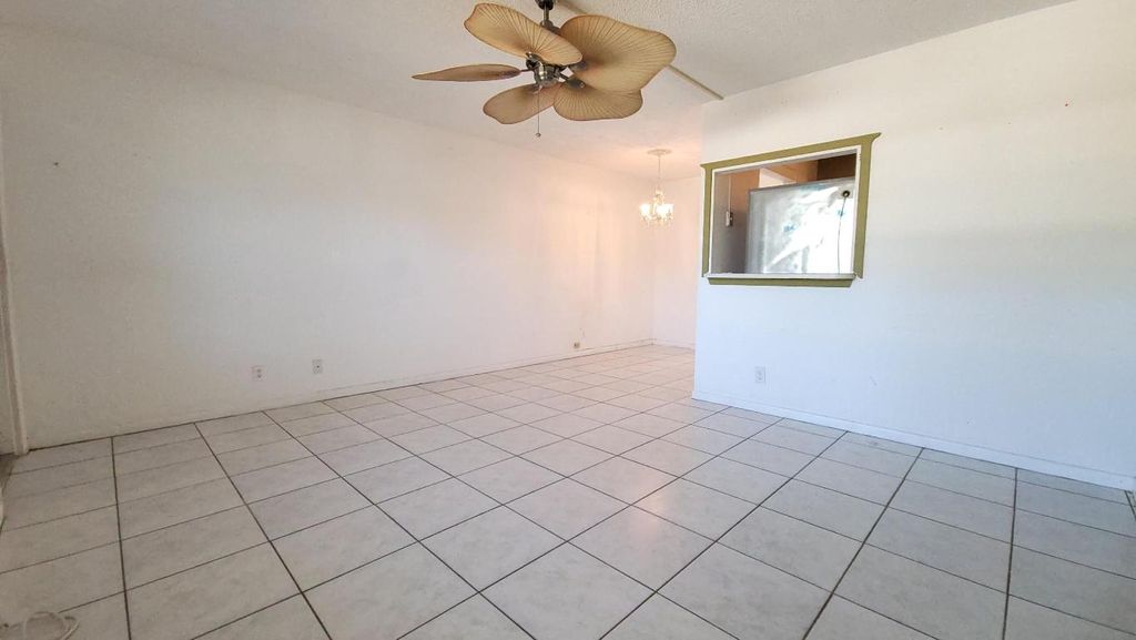 Photo of 23 Kingswood B, West Palm Beach, FL 33417 (MLS # R11158296)