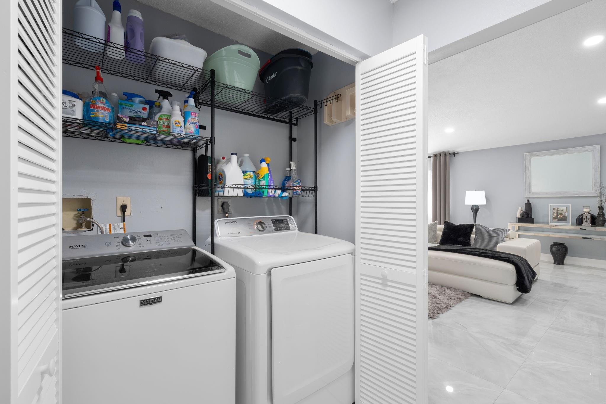 PATIOS OF OAKWOOD CONDO - Residential