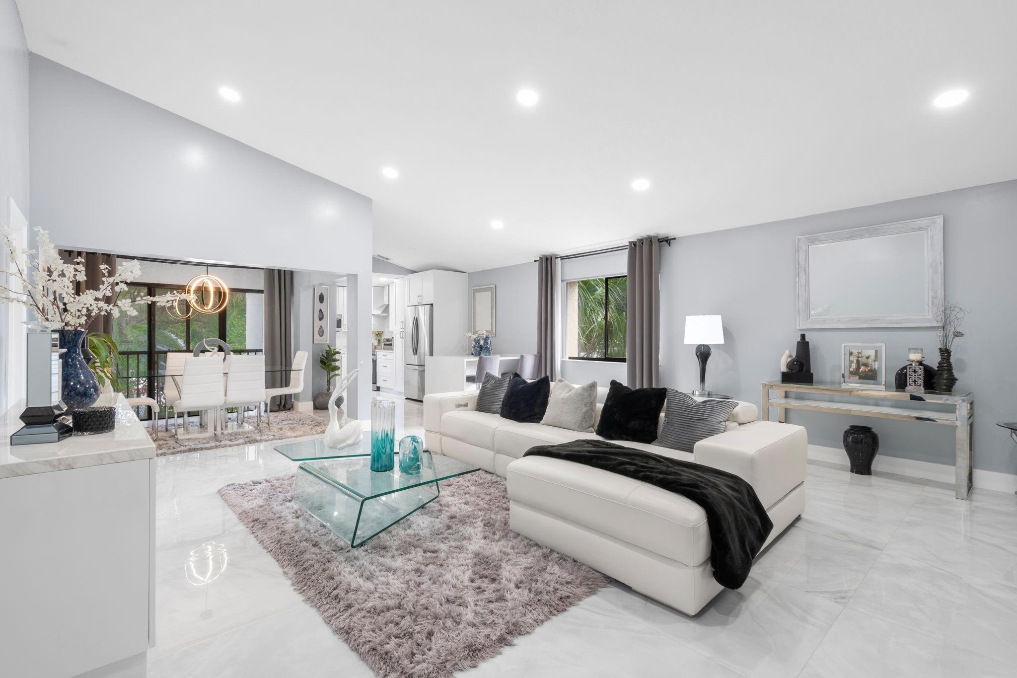 PATIOS OF OAKWOOD CONDO - Residential