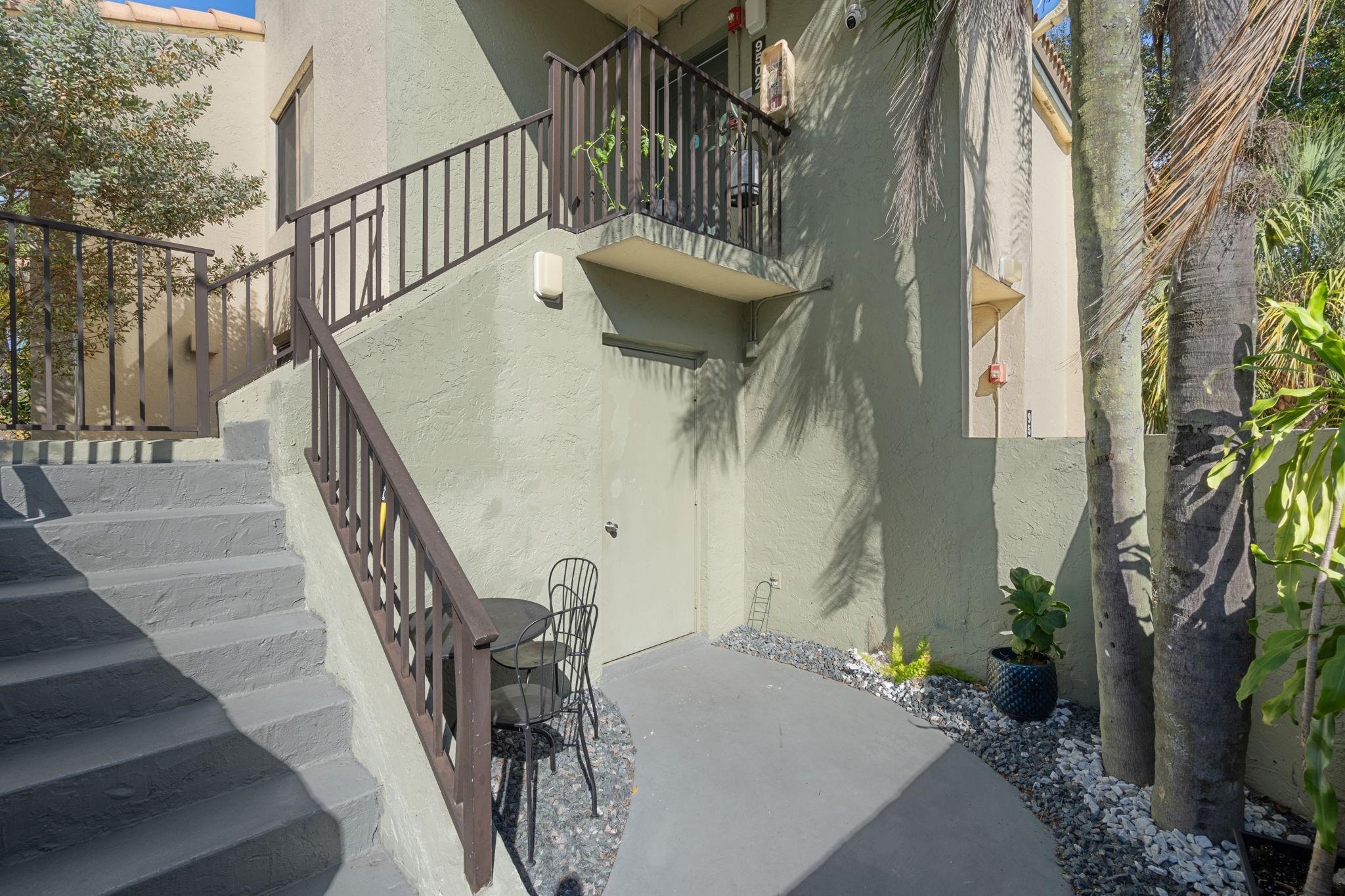 PATIOS OF OAKWOOD CONDO - Residential