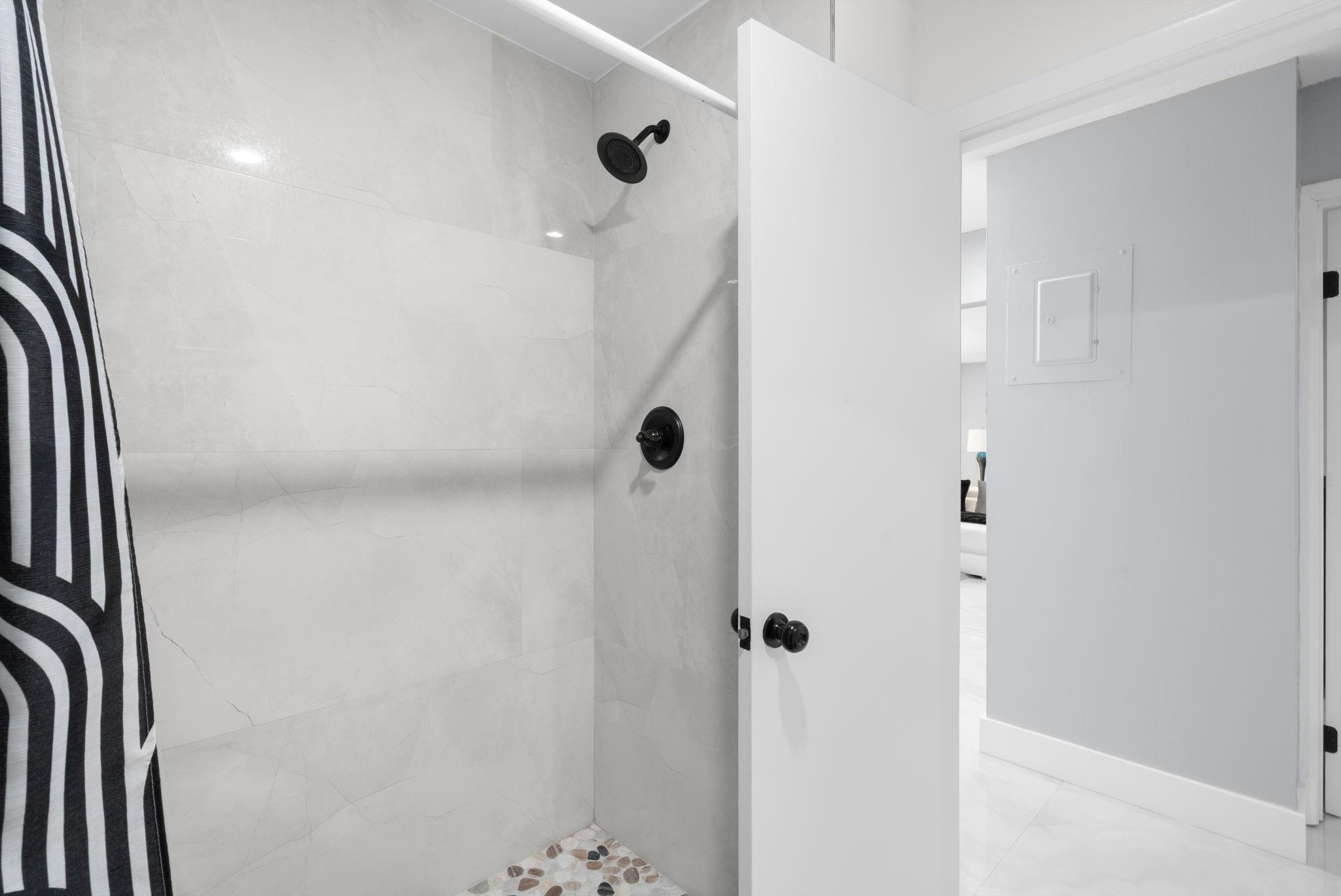 PATIOS OF OAKWOOD CONDO - Residential