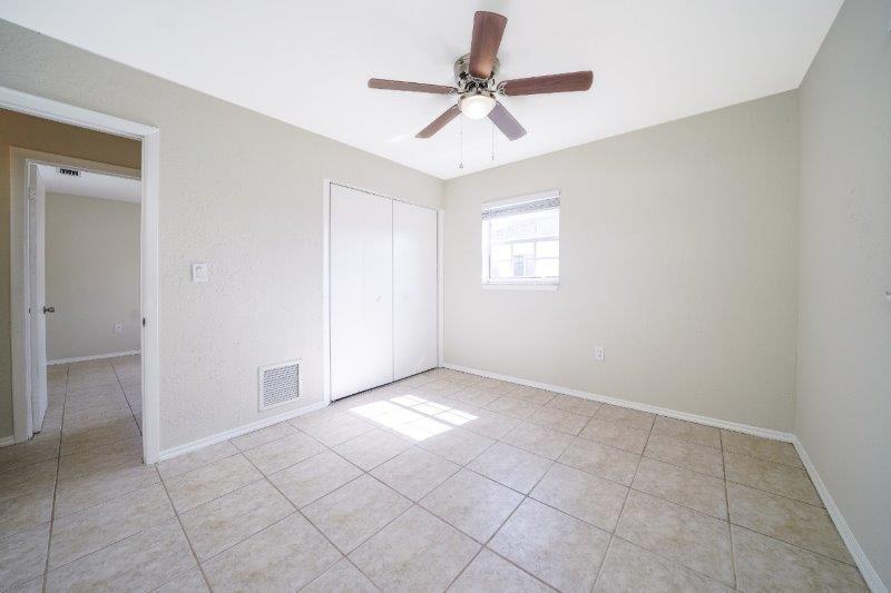 PALM BEACH SQUARE UNIT 1 - Residential Lease