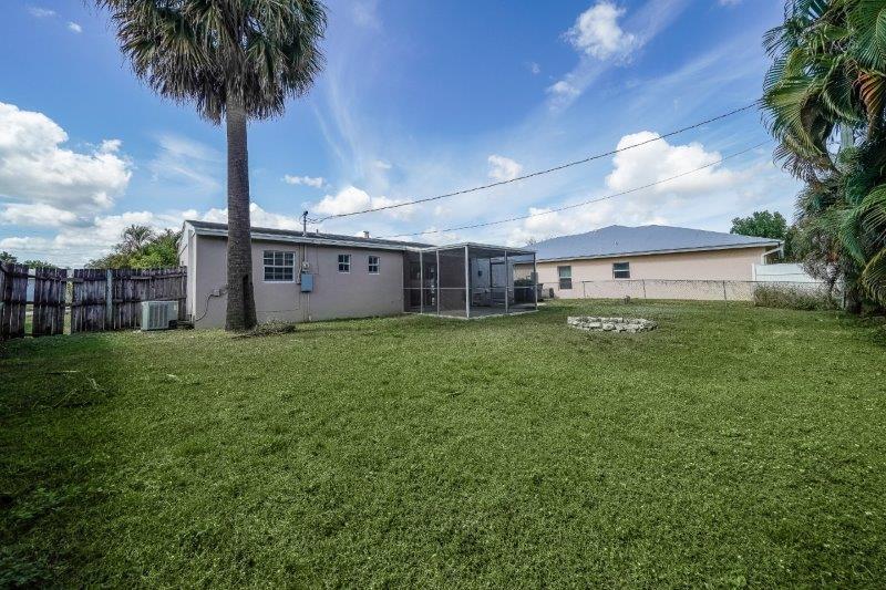 PALM BEACH SQUARE UNIT 1 - Residential Lease