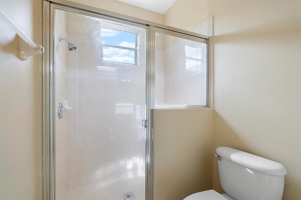 Andros Isle - Residential