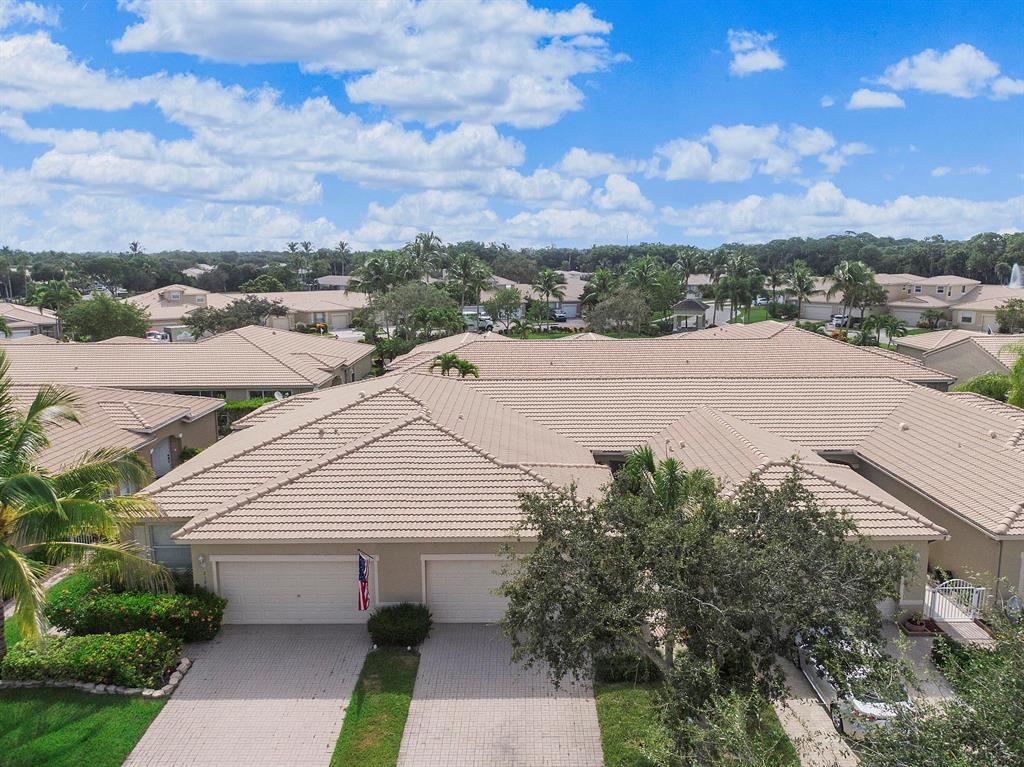 Andros Isle - Residential