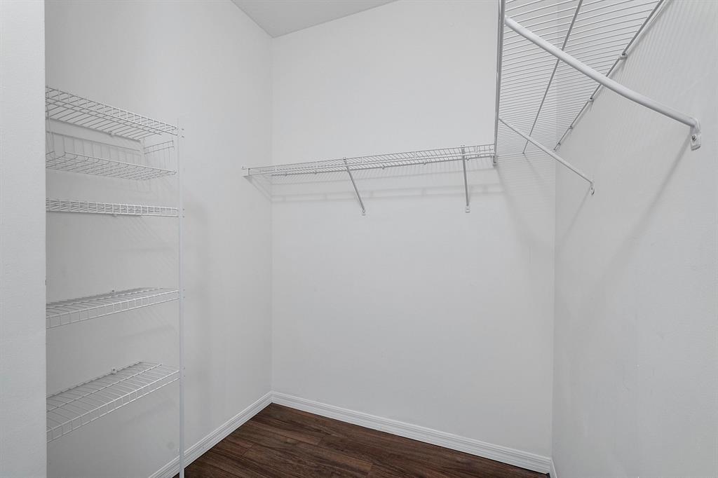 Andros Isle - Residential