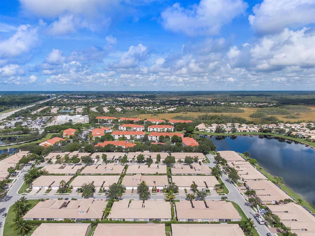 Andros Isle - Residential