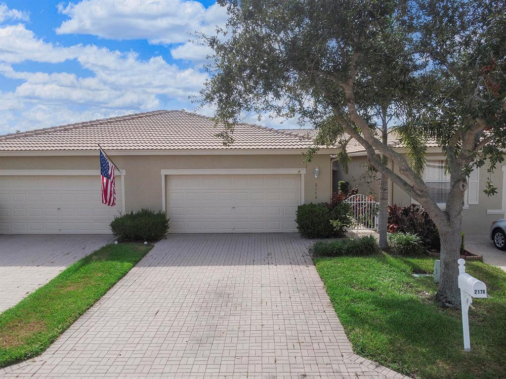 Andros Isle - Residential