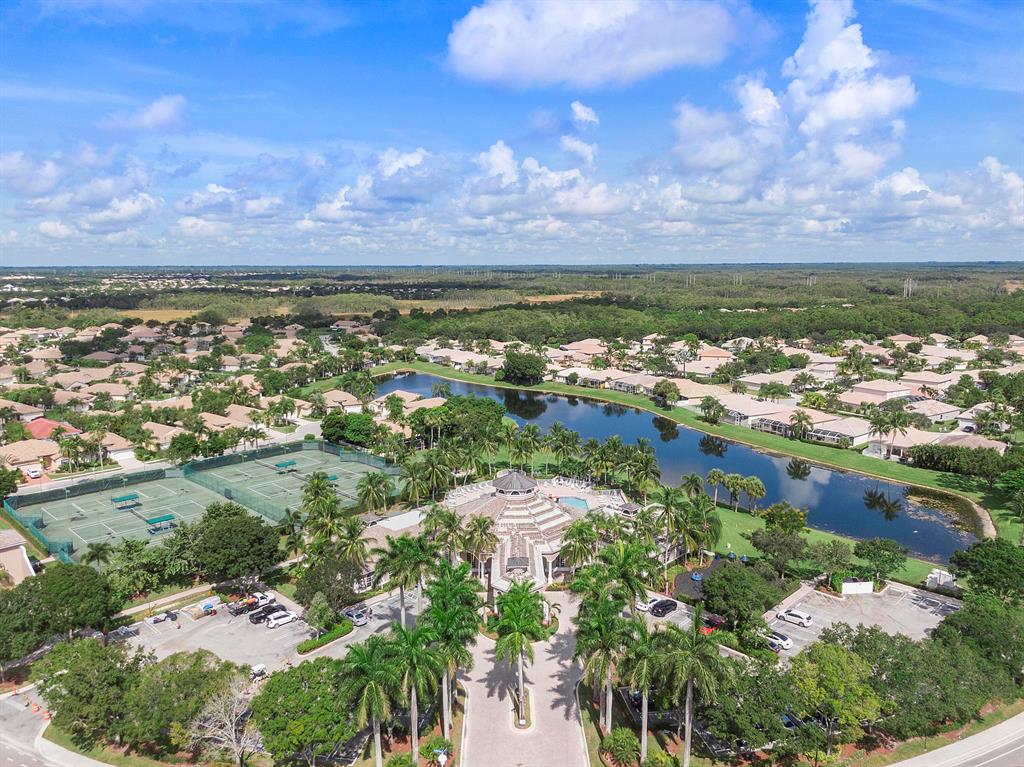 Andros Isle - Residential