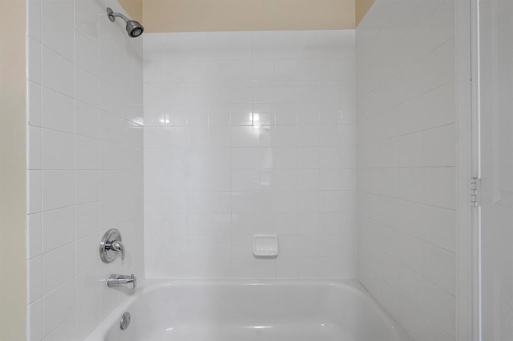 Andros Isle - Residential