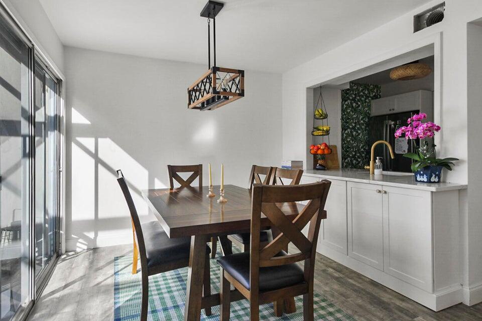 Riverwalk - Residential Lease