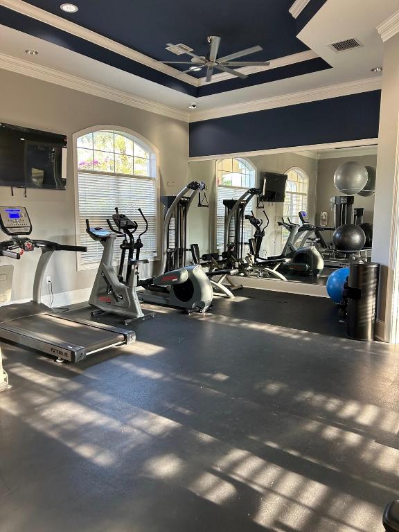 MEZZANO CONDO - Residential Lease