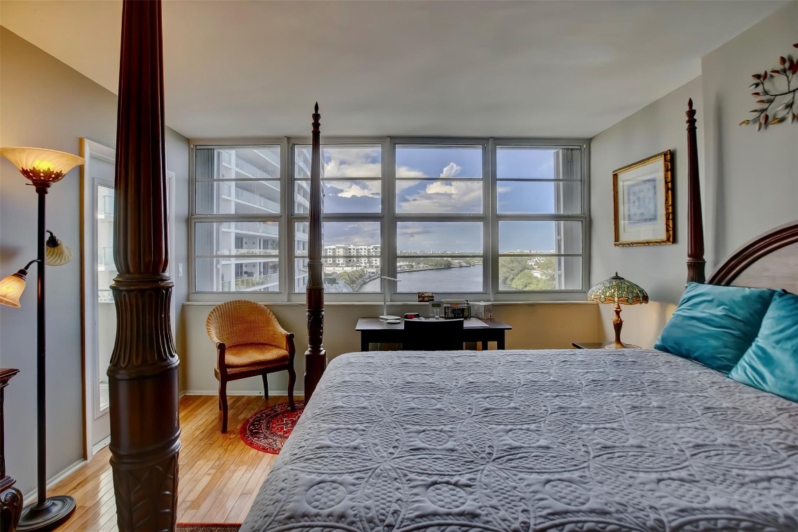 EAST POINT TOWERS - Residential