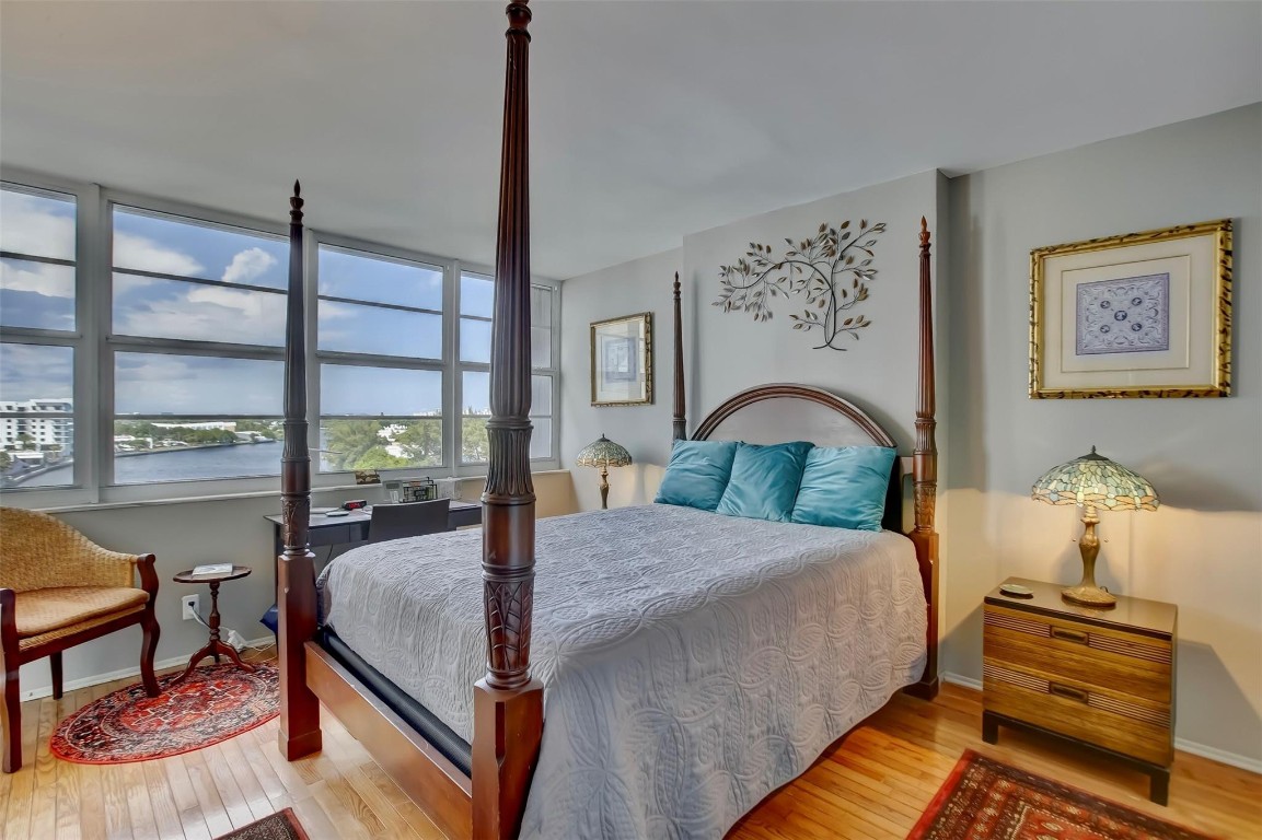 EAST POINT TOWERS - Residential