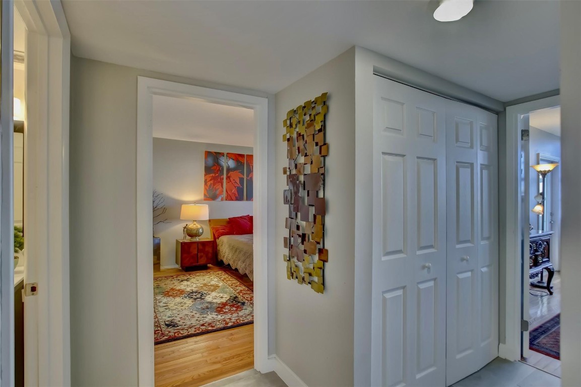EAST POINT TOWERS - Residential