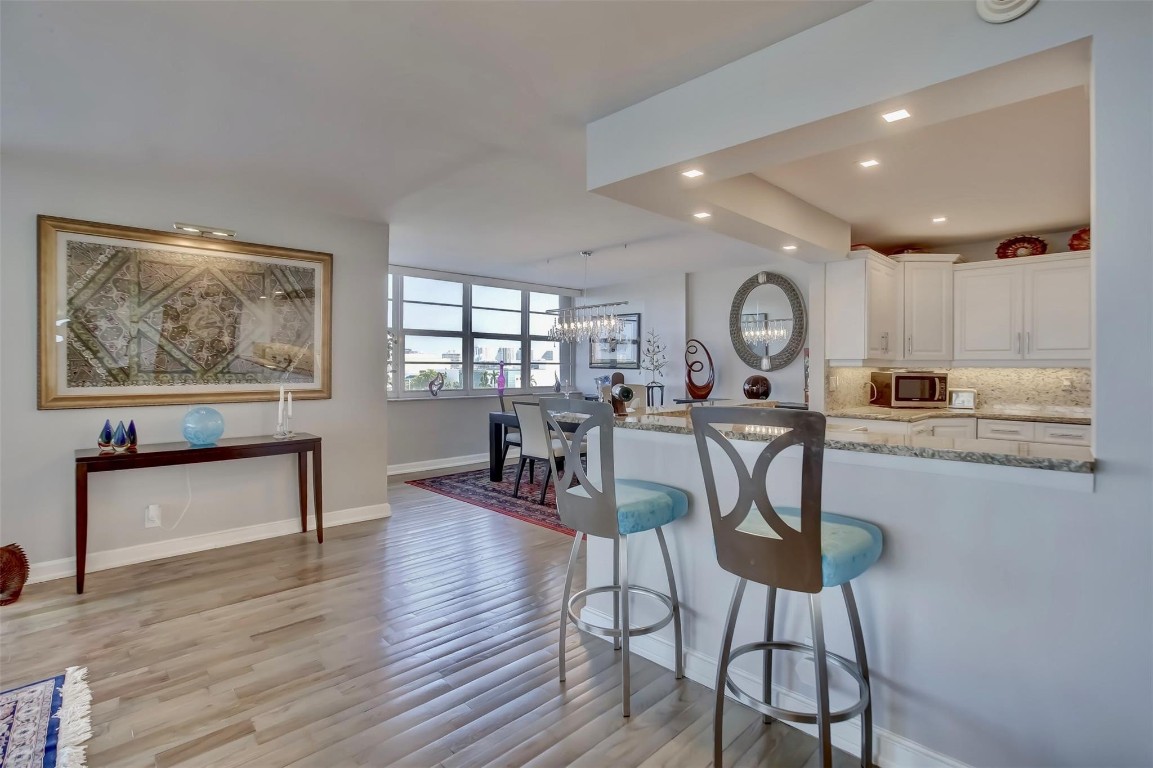 EAST POINT TOWERS - Residential