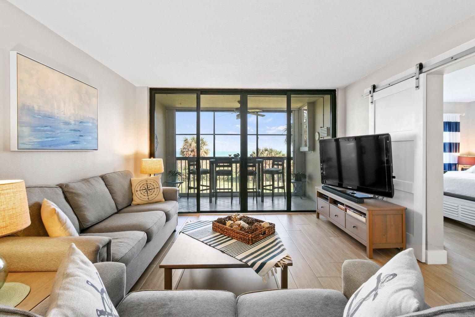 SEA PALMS CONDOMINIUM - Residential Lease