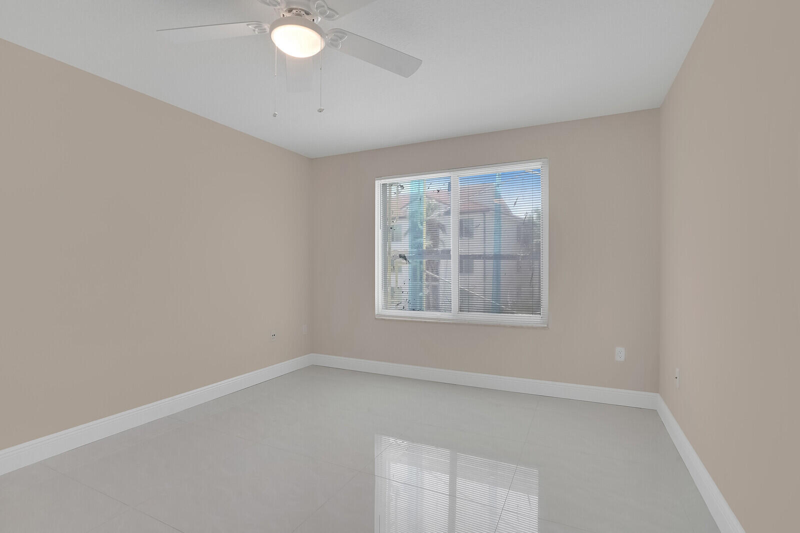 VILLA DEL SOL CONDO - Residential Lease