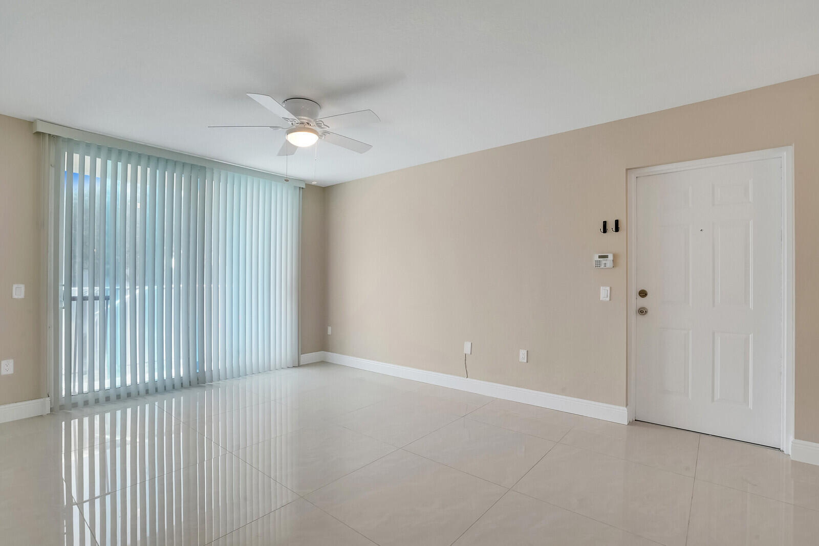 VILLA DEL SOL CONDO - Residential Lease