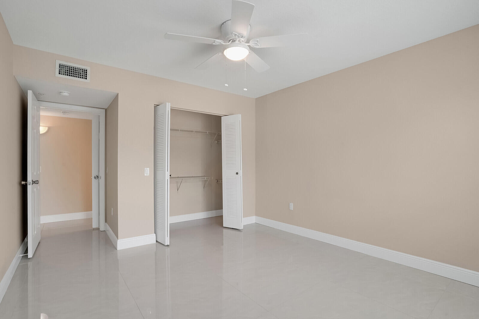 VILLA DEL SOL CONDO - Residential Lease