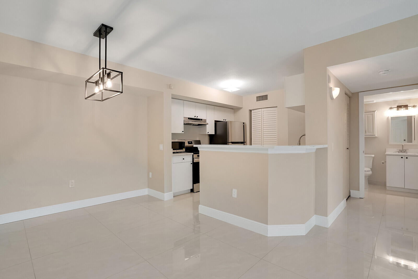 VILLA DEL SOL CONDO - Residential Lease