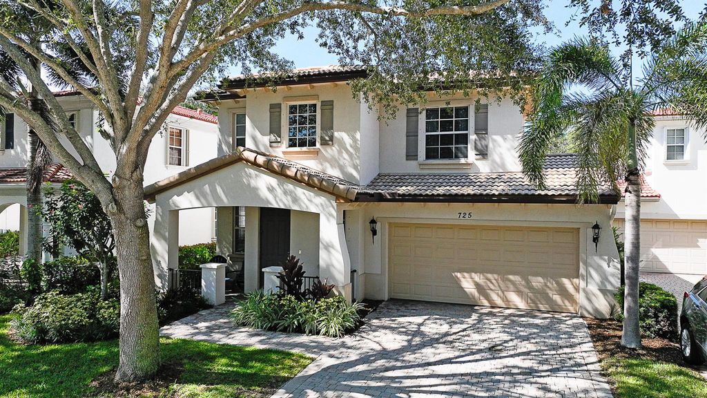Photo of 725 Duchess Court, Palm Beach Gardens, FL 33410 (MLS # R10924070)