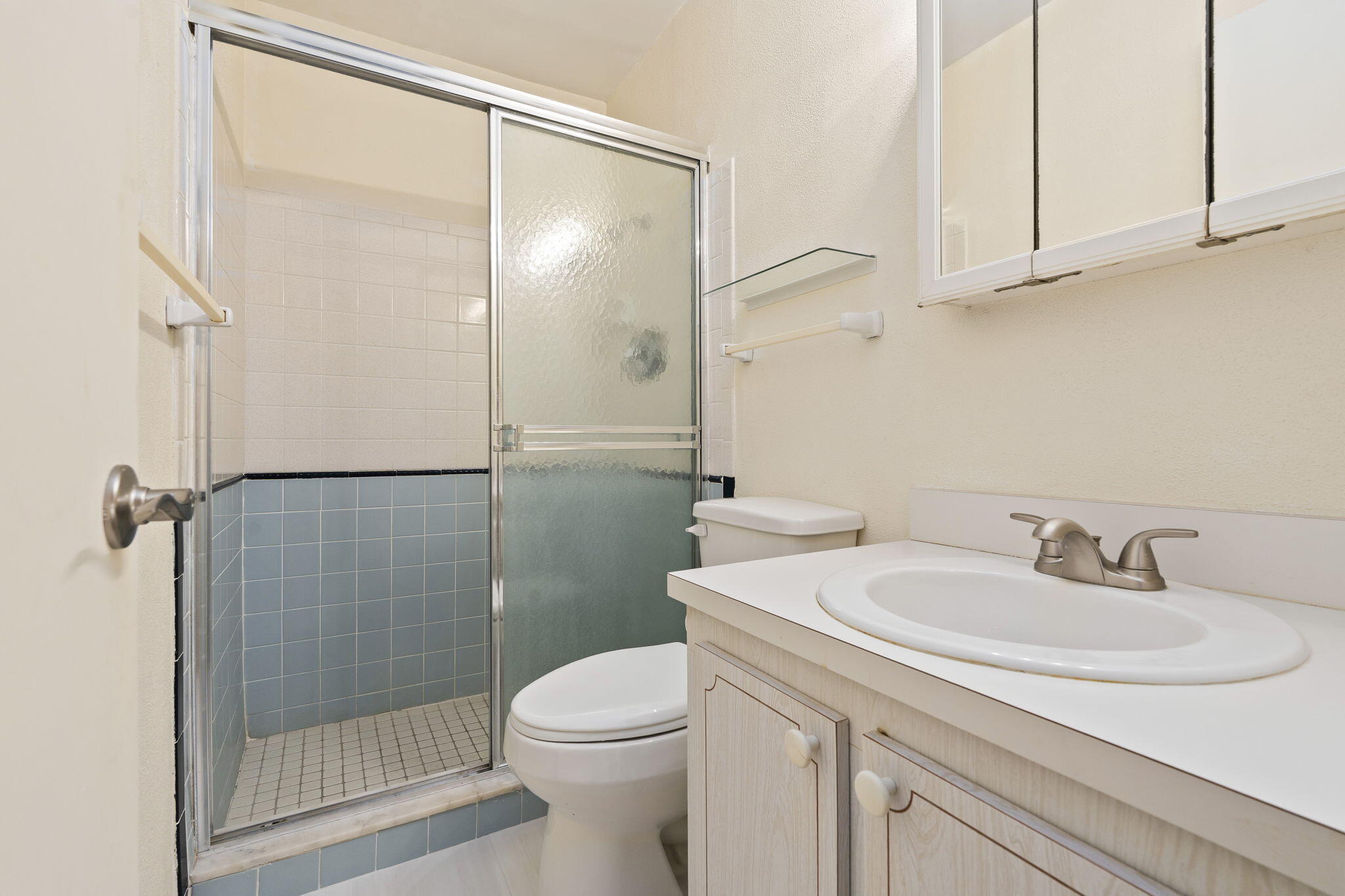 VISTA PINES CONDO - Residential