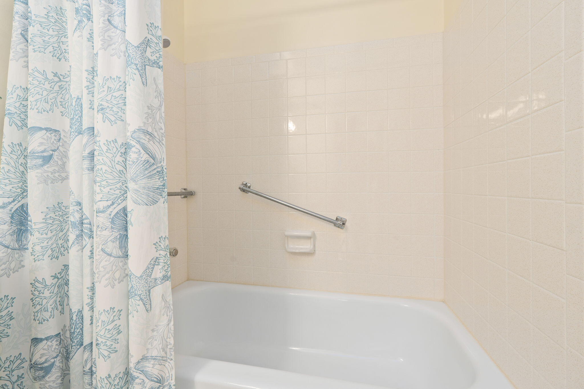 VISTA PINES CONDO - Residential