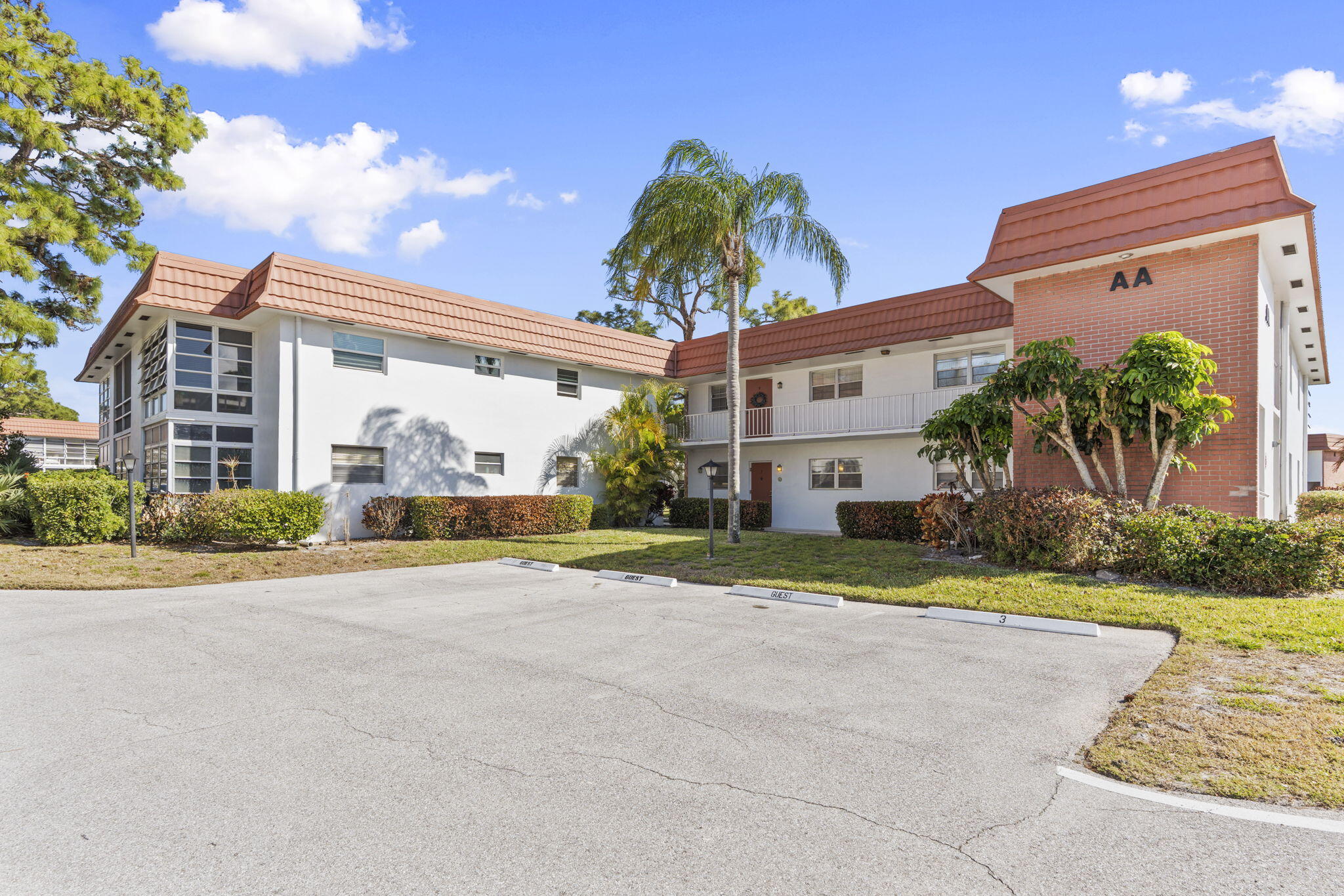 VISTA PINES CONDO - Residential