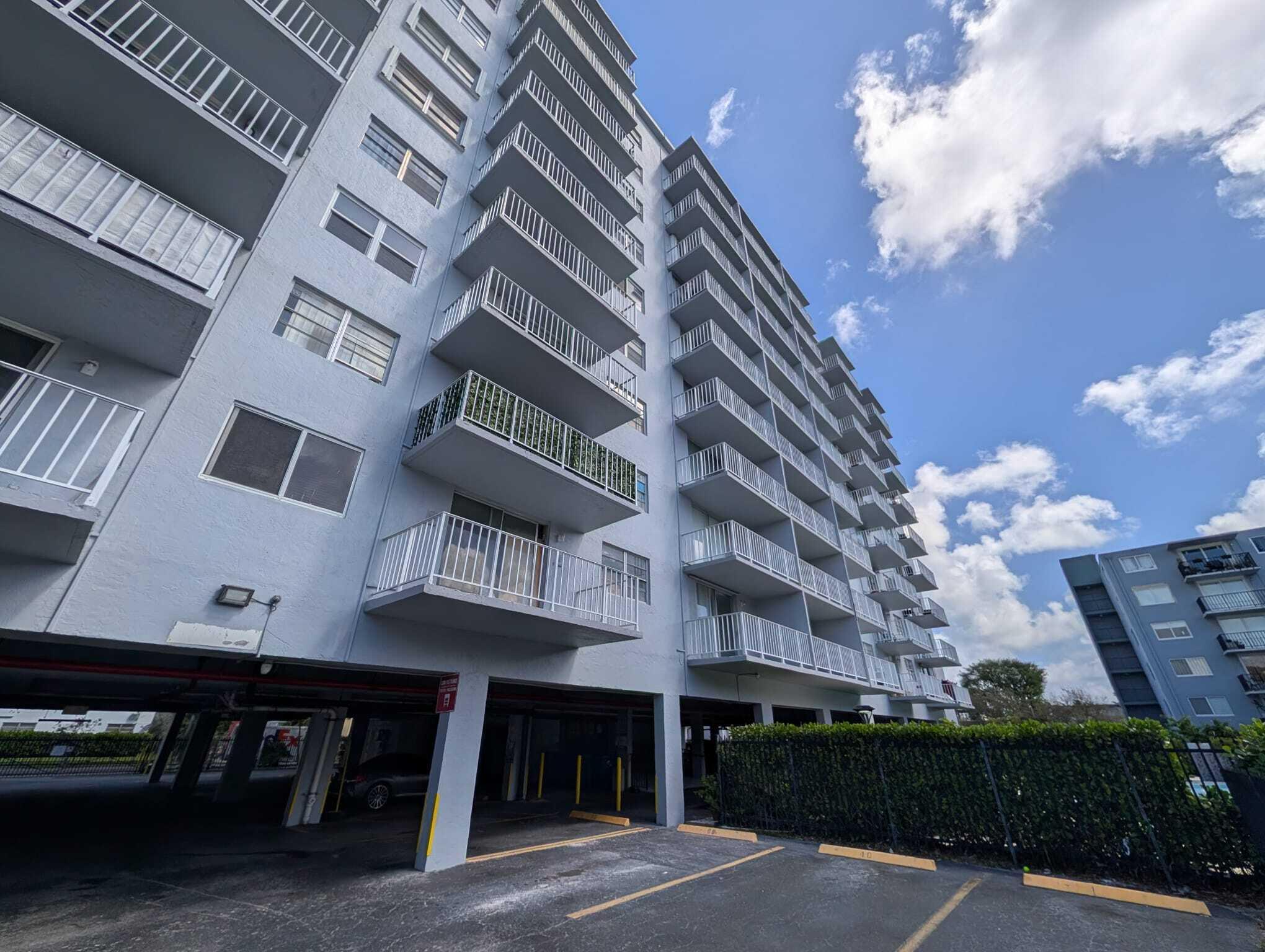 THREE HORIZONS NORTH CONDO - Residential Lease