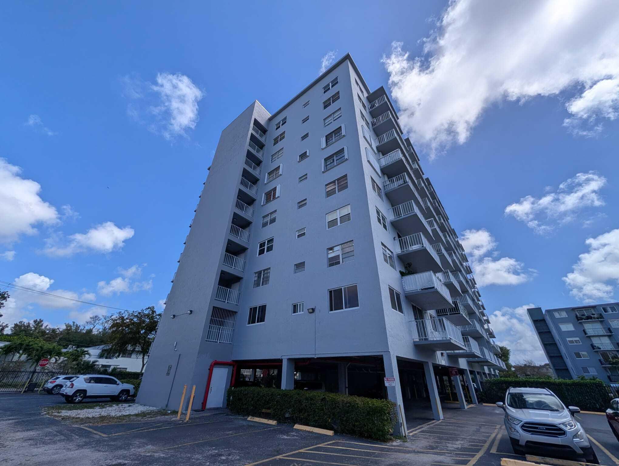 THREE HORIZONS NORTH CONDO - Residential Lease