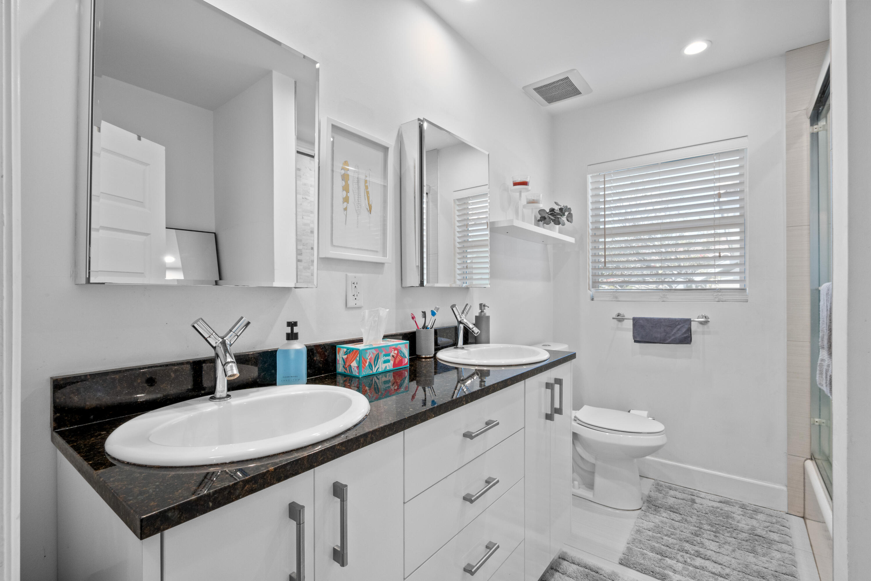 HOLLYWOOD - Residential