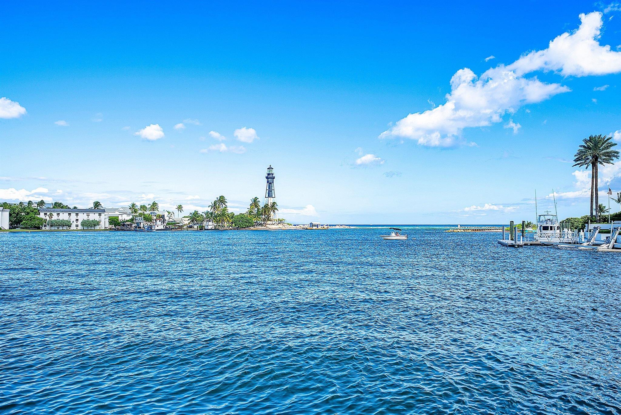 BAYVIEW OF POMPANO - Residential