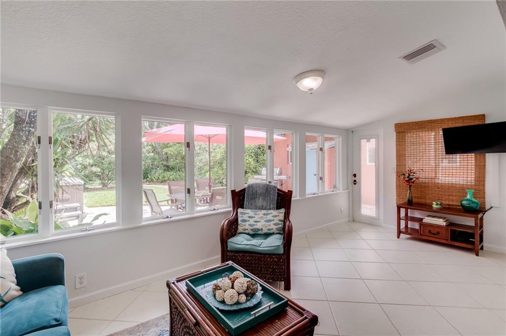 Croissant Park - Residential