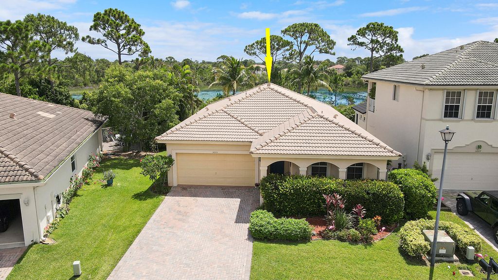 Photo of 5055 SE Askew Avenue, Stuart, FL 34997 (MLS # R10995606)