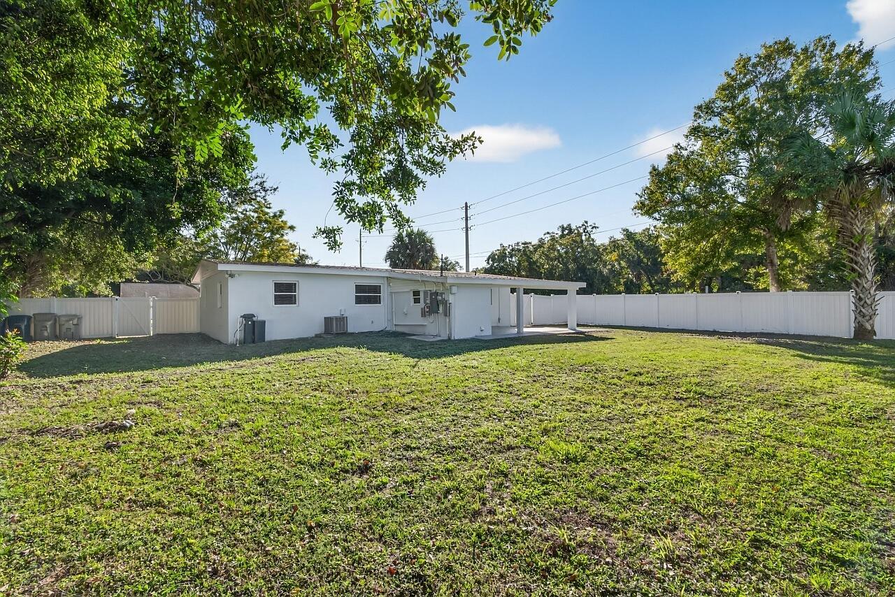 GREENWOOD VILLAGE SUB UNI - Residential