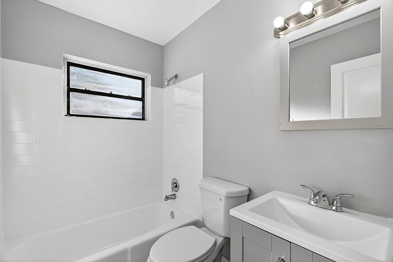 GREENWOOD VILLAGE SUB UNI - Residential