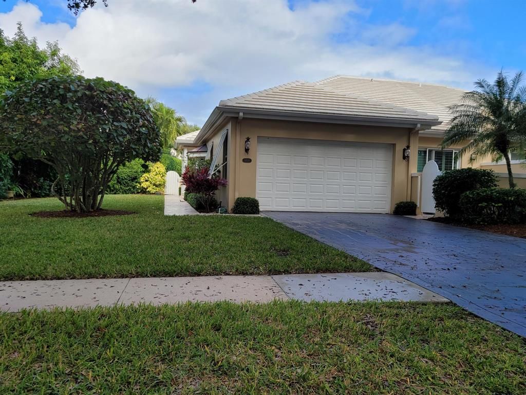 Photo of 14519 Cypress Island Circle, West Palm Beach, FL 33410 (MLS # R10763168)