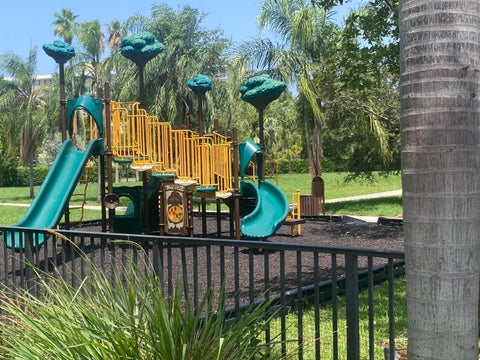 Tiny photo for 3964 Poinciana Lane, Hollywood, FL 33021 (MLS # B26050903)