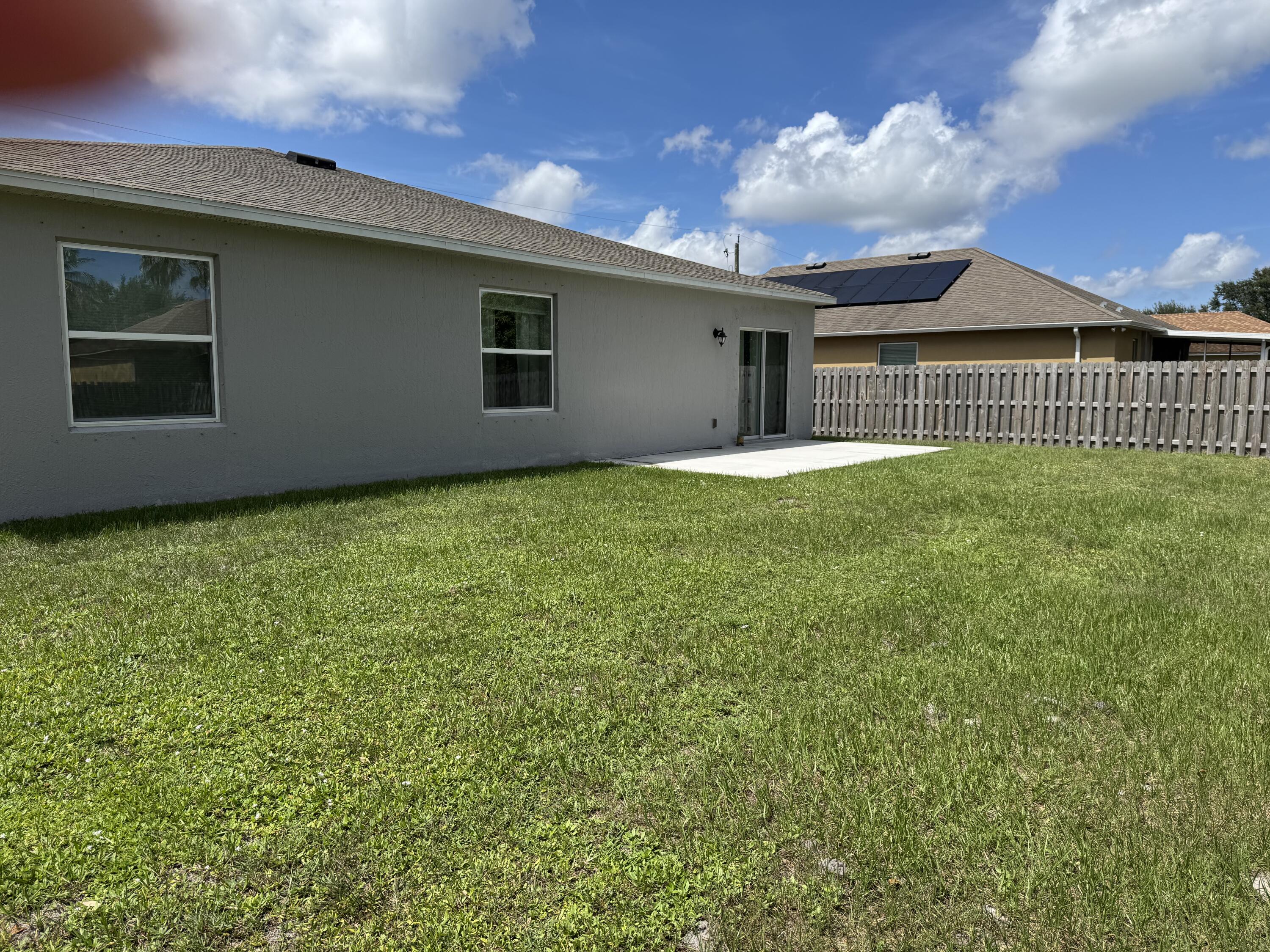 DARWIN/TULIP AREA - Residential Lease