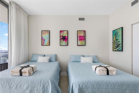 Condominium in Hollywood FL 4111 Ocean Dr 29.jpg