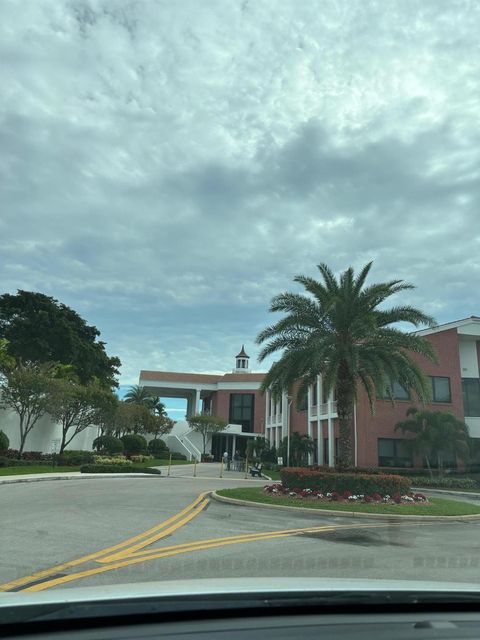 A home in Deerfield Beach